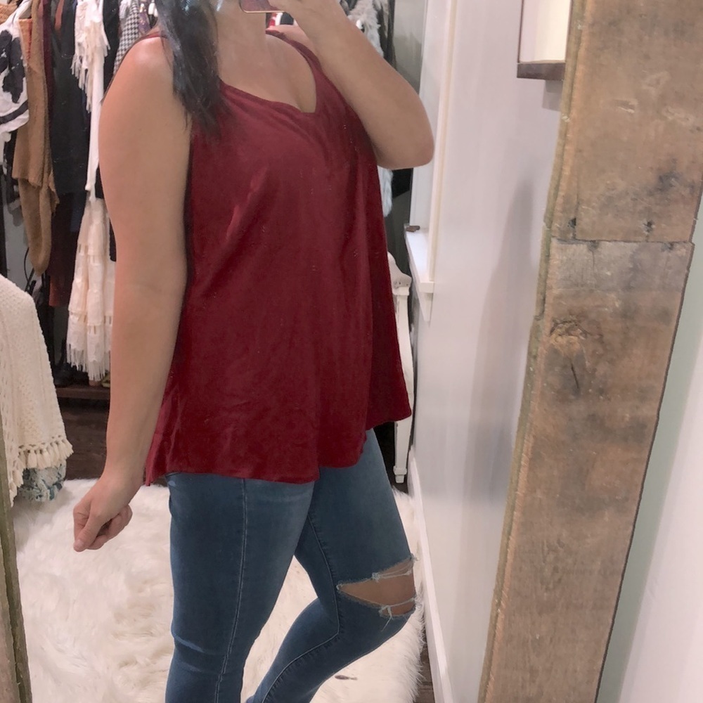 Torrid size 1X burgundy camisole top
